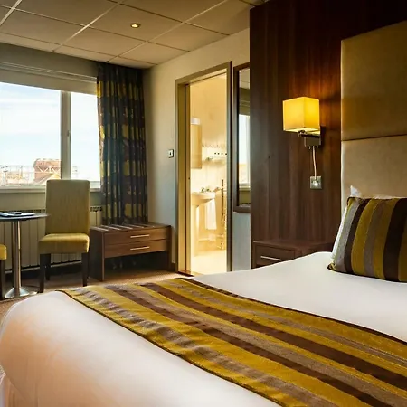 Ambassadeur Hotel 3*