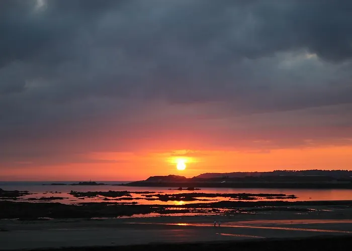 Ambassadeur Hotel 3*