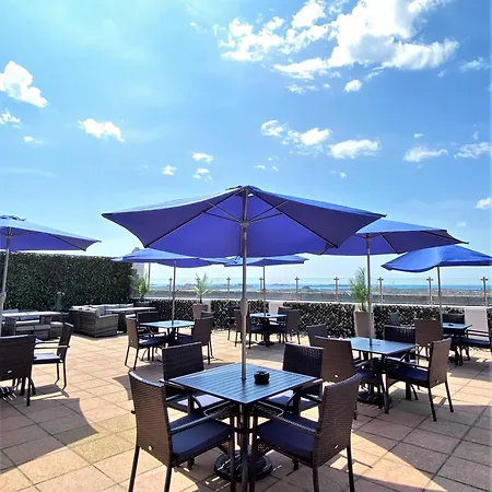 Hotel Ambassadeur 3*