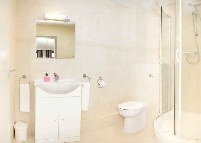 Ambassadeur Hotel 3*