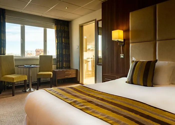 Ambassadeur Hotel 3*